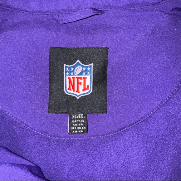 Men’s Minnesota Vikings Winter Jacket Removable Hood Purple and Gold Size XLarge - Picture 2 of 8